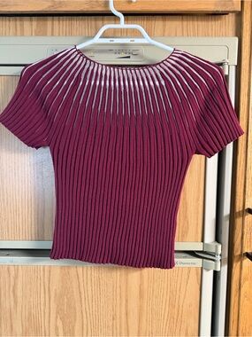 2 Commense tops for the price of one!